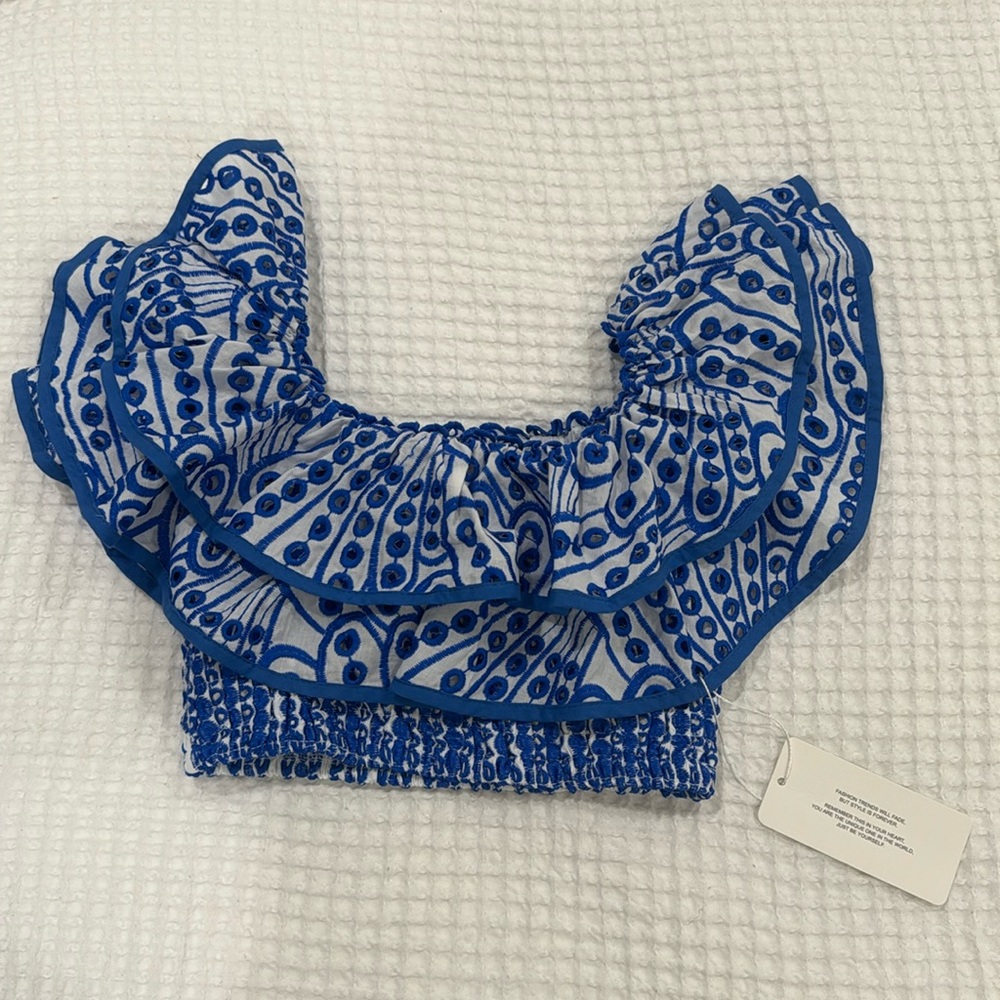 GREECE STYLED TOP